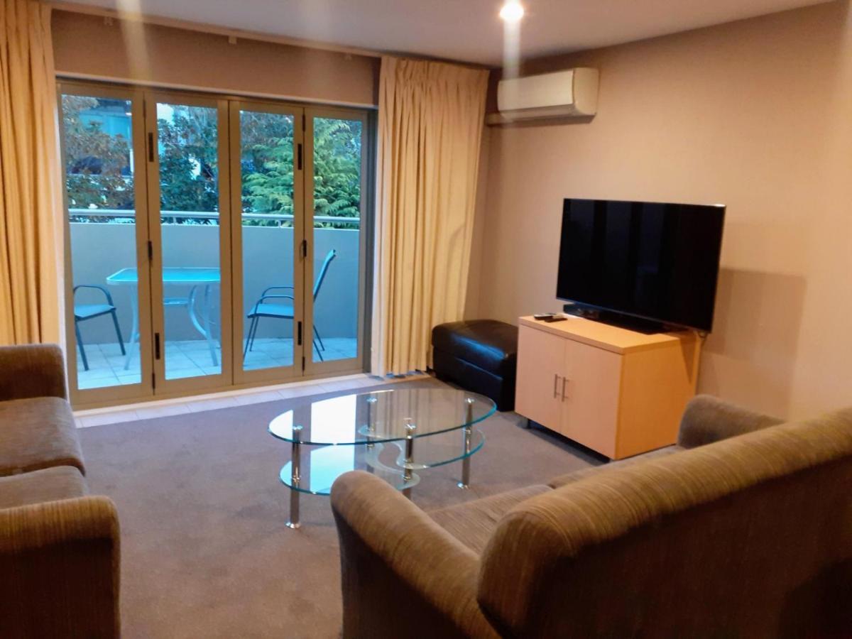 Apartment Fourteen Таупо Екстер'єр фото